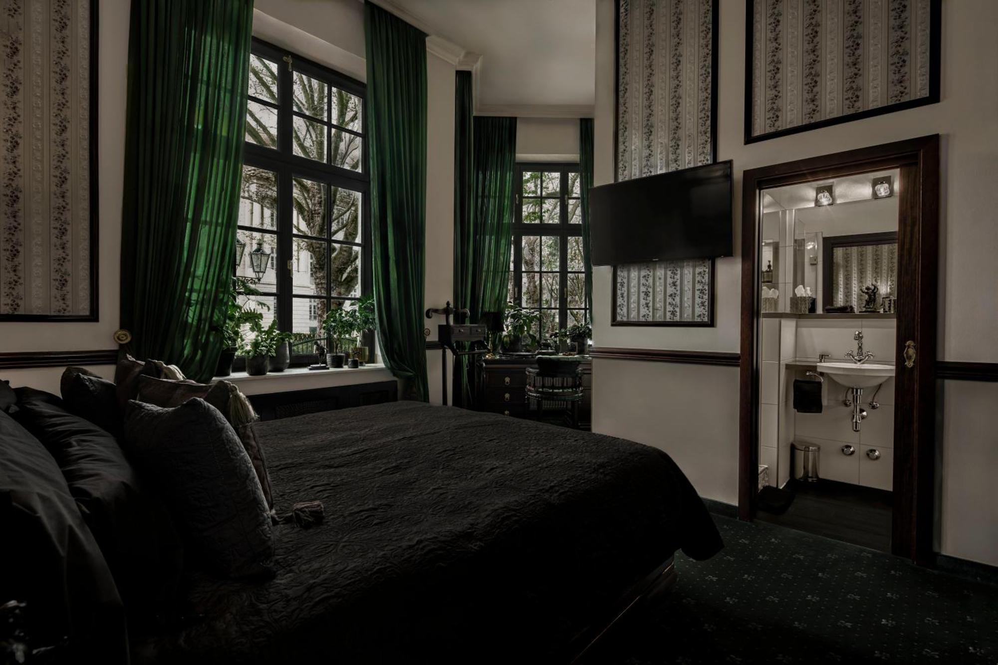 Hotel Villa Achenbach Дюселдорф Екстериор снимка